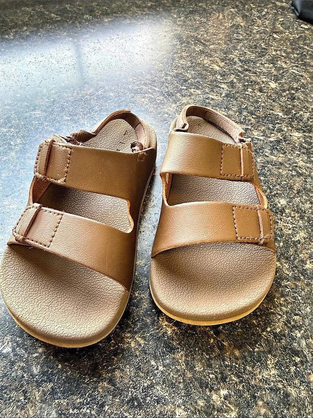 Reef Brown Strappy Sandals Like New toddler size 11